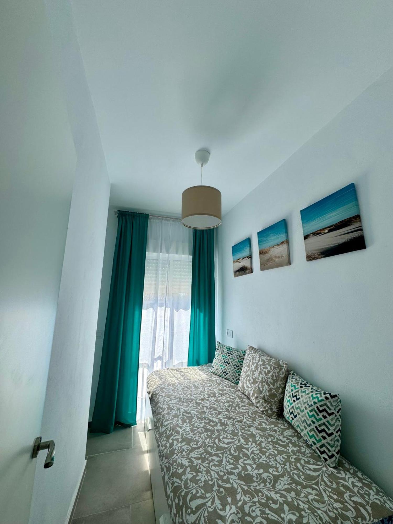 Apartamentos Munoz Fornell 2 Chiclana de la Frontera Exteriér fotografie
